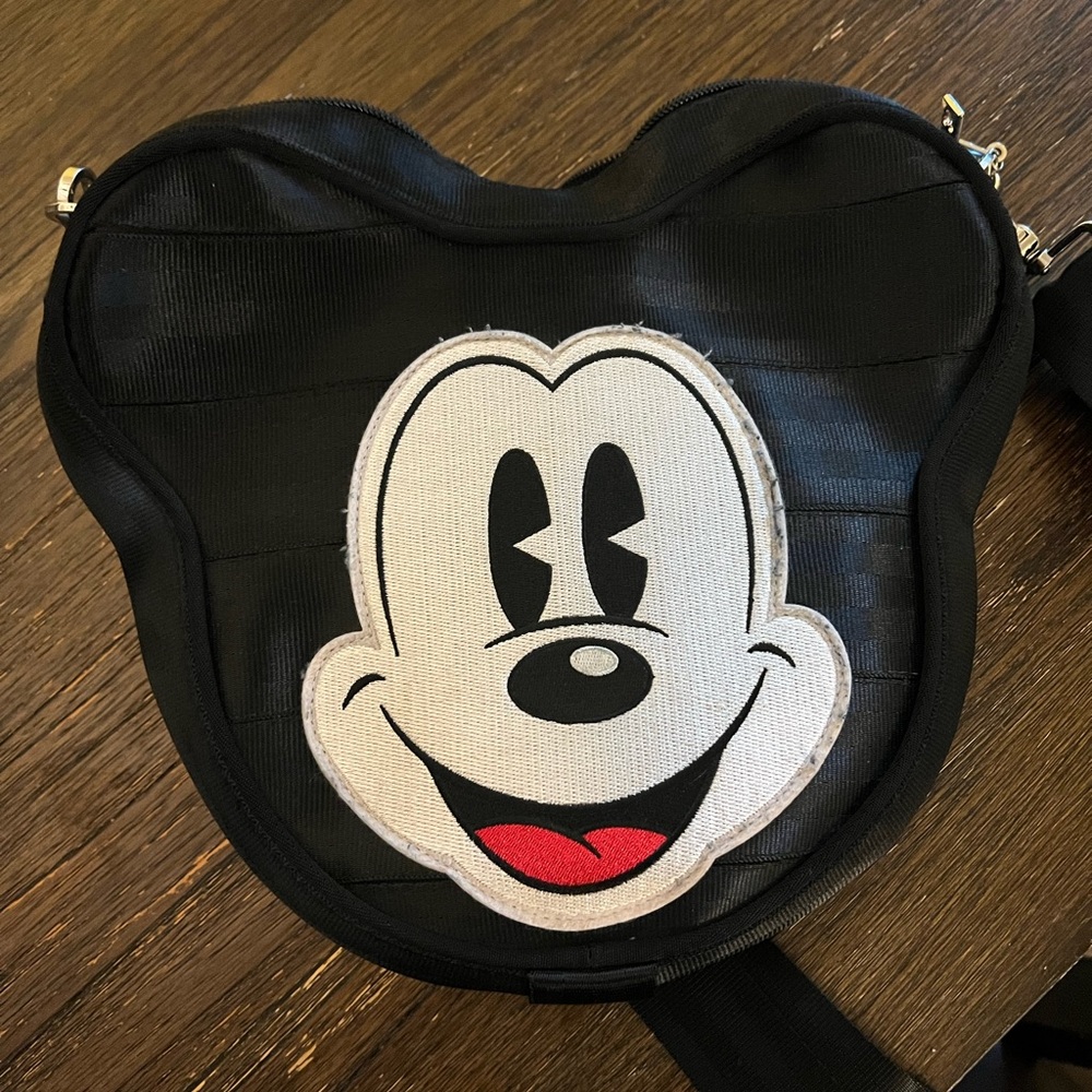 Disney Harveys Mickey loves Minnie bag